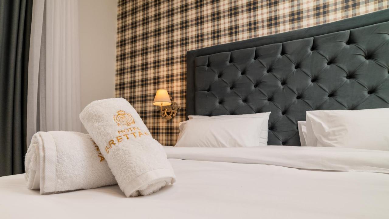 Brettania Hotel Ioannina Ngoại thất bức ảnh