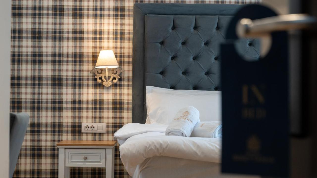 Brettania Hotel Ioannina Ngoại thất bức ảnh