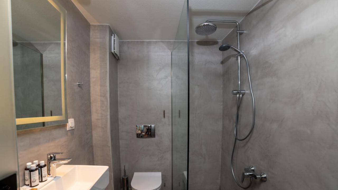 Brettania Hotel Ioannina Ngoại thất bức ảnh