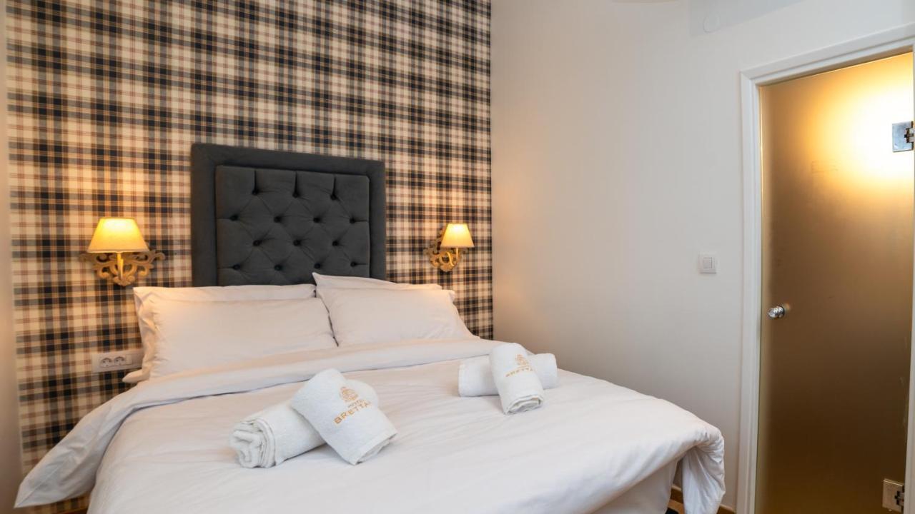 Brettania Hotel Ioannina Ngoại thất bức ảnh