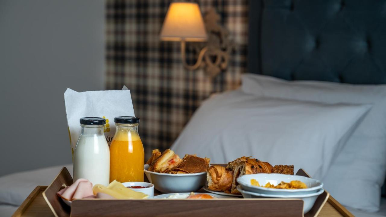 Brettania Hotel Ioannina Ngoại thất bức ảnh