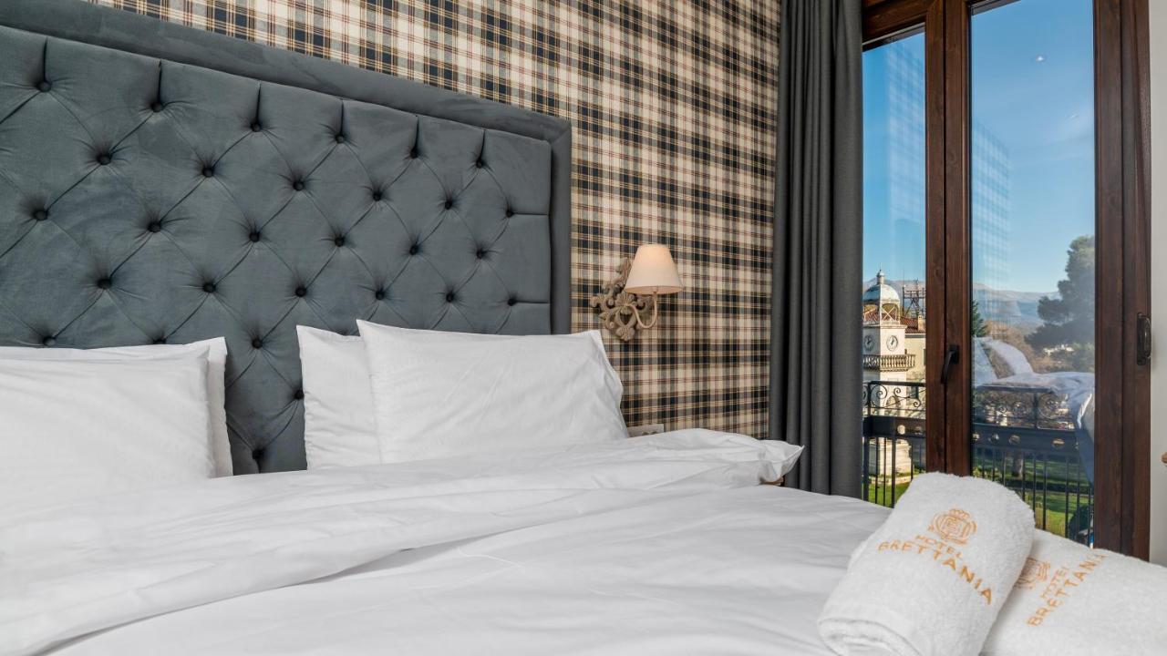 Brettania Hotel Ioannina Ngoại thất bức ảnh